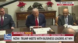 Very odd statement from Trump about cellular signals in 5G, and upcoming 6G, being used for 3D spatial penetrative surveillance that can see through skin and walls. WTF pic.twitter.com/dVzktBbHcW