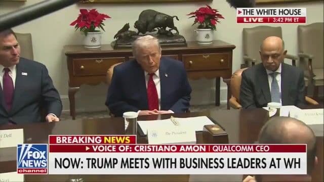 Very odd statement from Trump about cellular signals in 5G, and upcoming 6G, being used for 3D spatial penetrative surveillance that can see through skin and walls. WTF pic.twitter.com/dVzktBbHcW