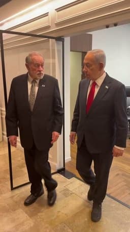 Crossing names off the list is good - doing it shoulder to shoulder with our American friends is even better.Good to see Ambassador @GovMikeHuckabee. Always a pleasure.🇮🇱🇺🇸 pic.twitter.com/FZrZN03IZI